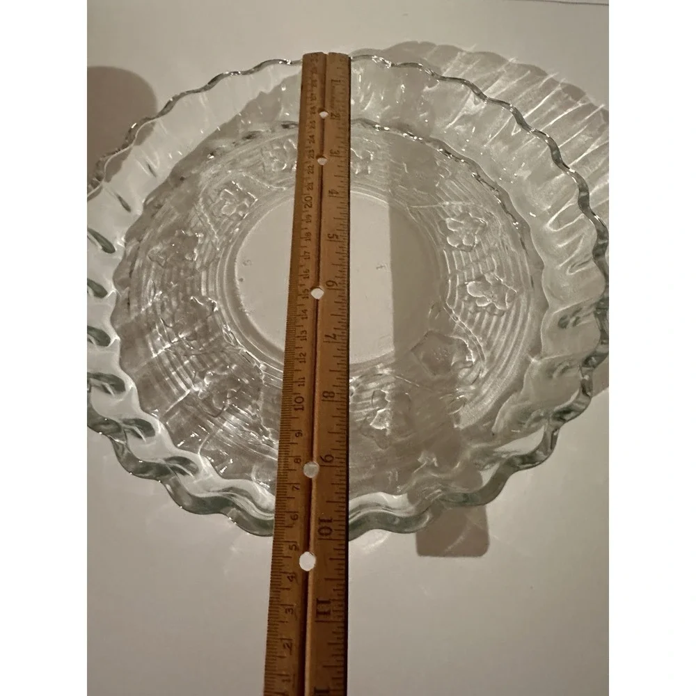 Vintage Glass Quiche Pie Plate Clear Embossed Floral Scalloped Rim 10